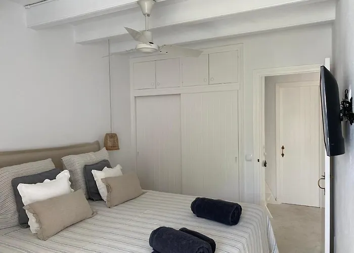 Es Chalet